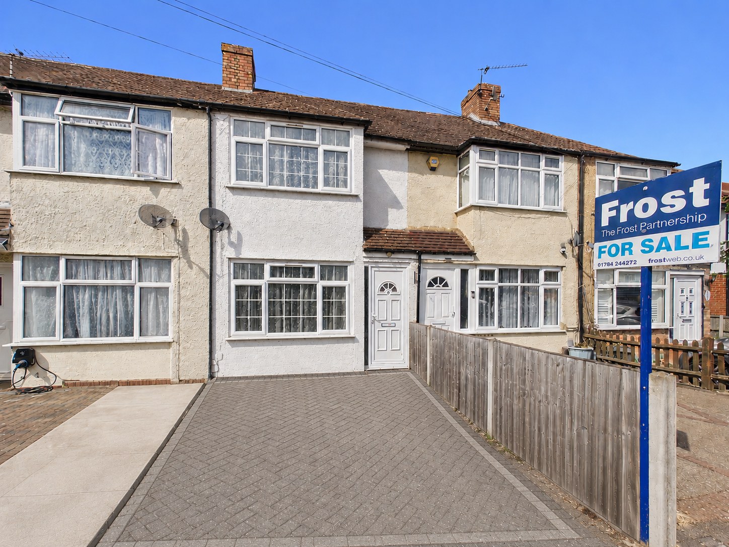 Ravensbourne Avenue, Stanwell, Surrey, TW19