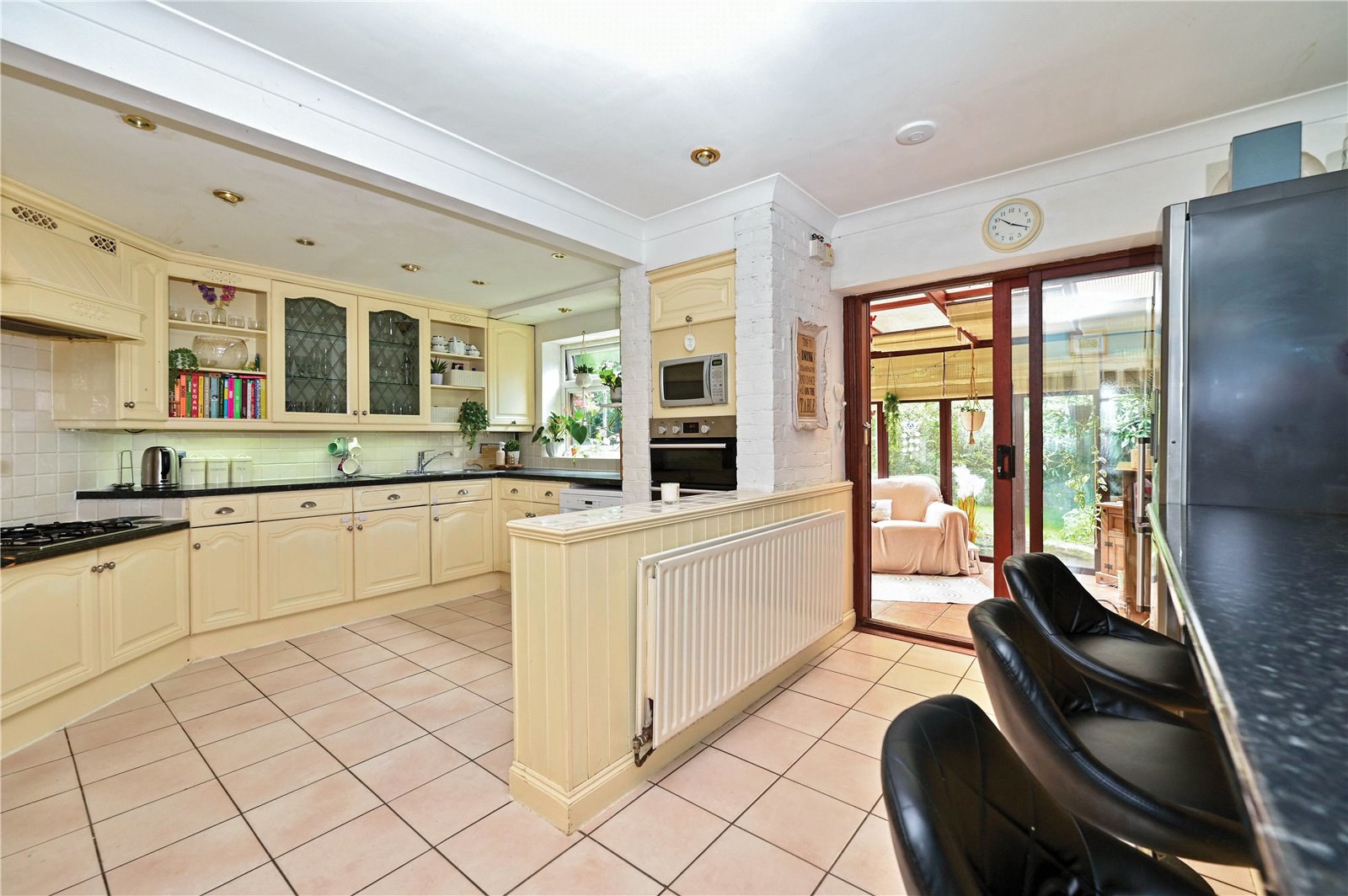 Heron Close, Mytchett, Camberley, Surrey, GU16, photo 3