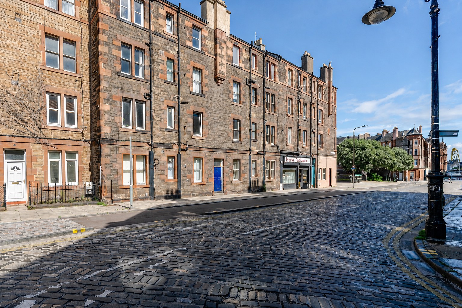 2F4 26 Henderson Gardens, Leith, Edinburgh, EH6 6BX