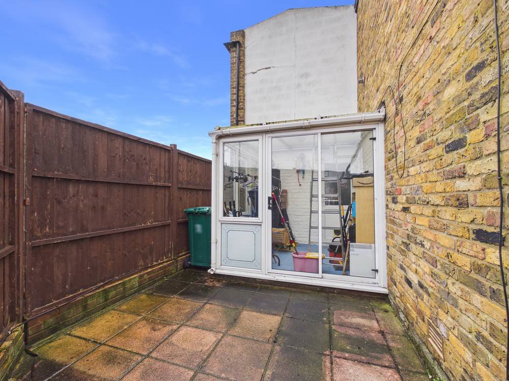 Ashdene Close, Ashford, Surrey, TW15, photo 12