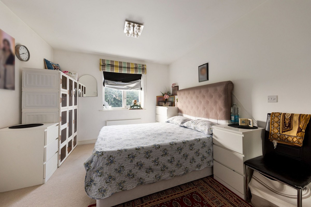 Kibble Close, Romford, RM6, photo 4
