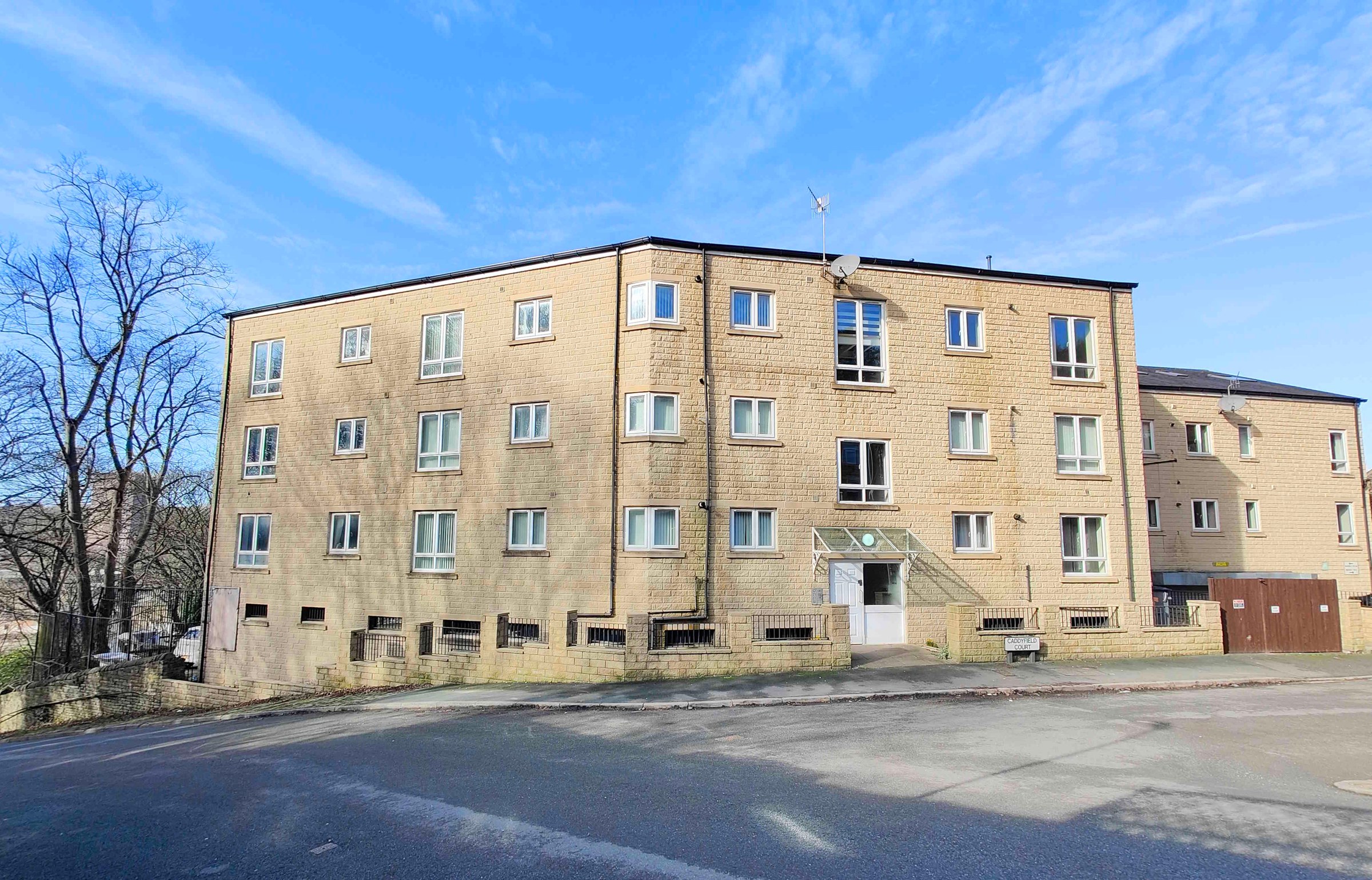 Caddy Field Court