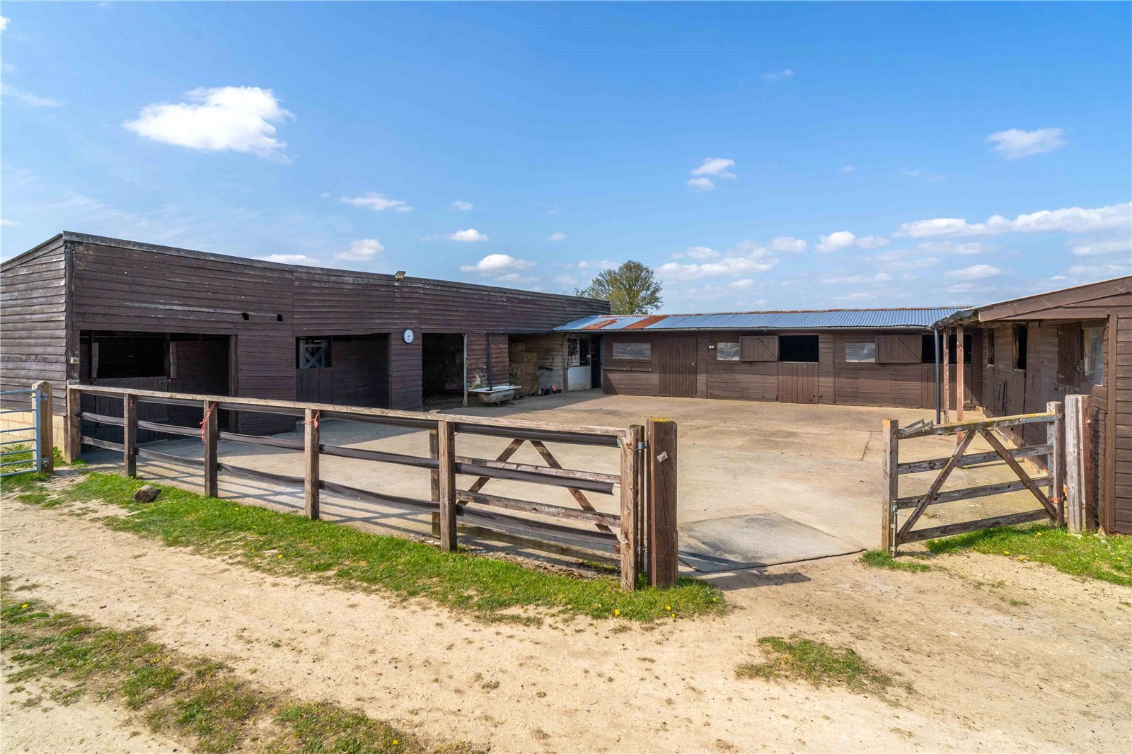 Bretforton Road, Badsey, Evesham, Worcestershire, WR11, photo 3