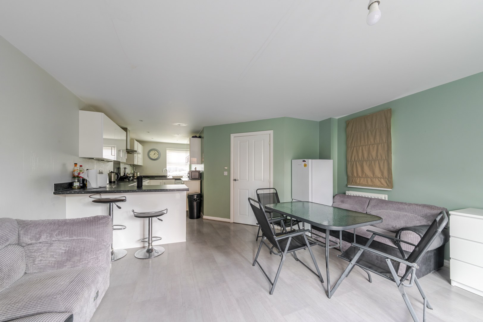 Manners Court, Saighton, CH3, photo 4