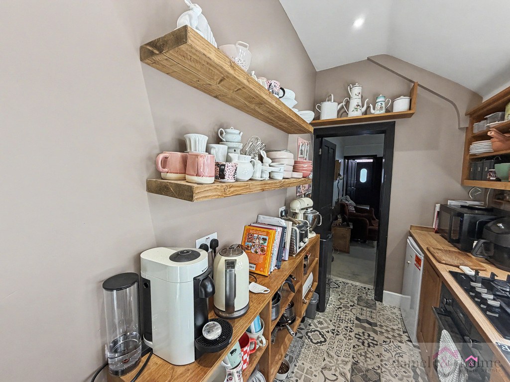 Portland Street, Leek, Staffordshire, ST13 6LA, photo 11