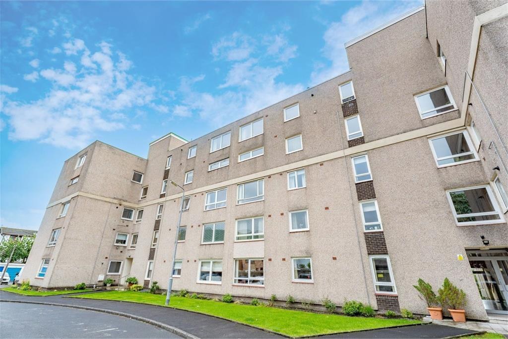 duplex for sale in Largs