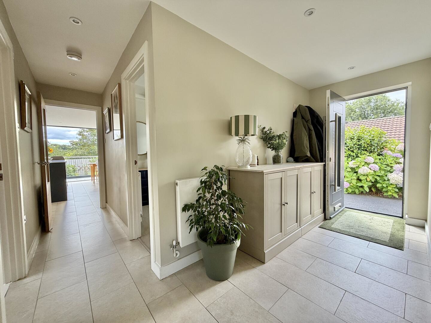 Daubuz Close, Truro, photo 3