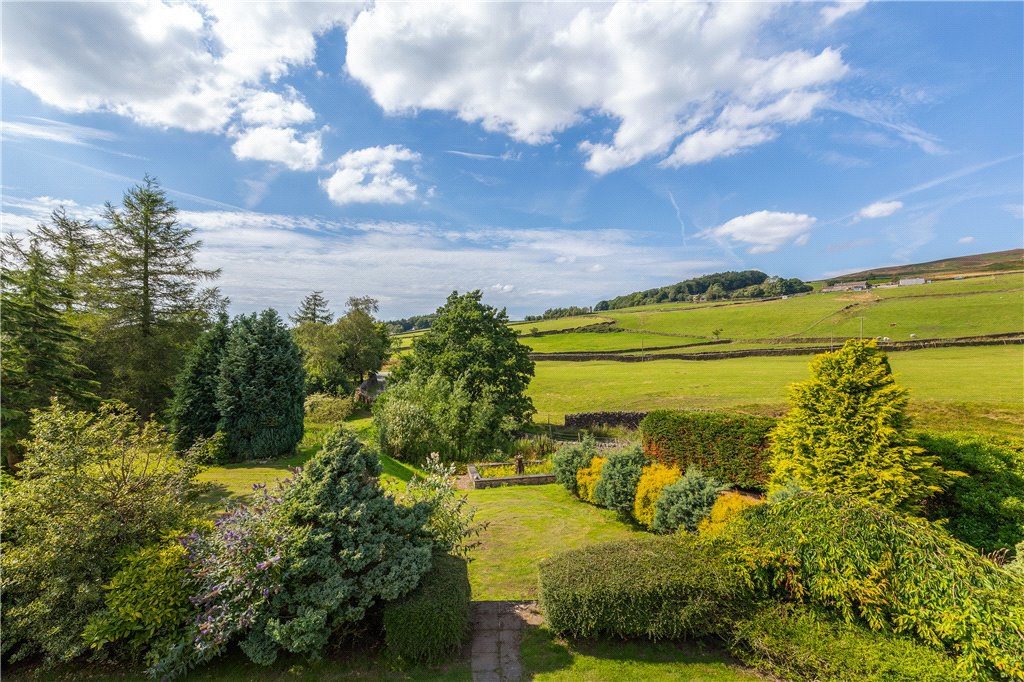 Ilkley, North Yorkshire, LS29, photo 2