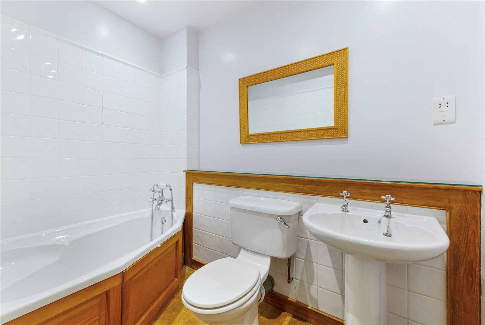 Cliftons Lane, Reigate, Surrey, RH2, photo 12