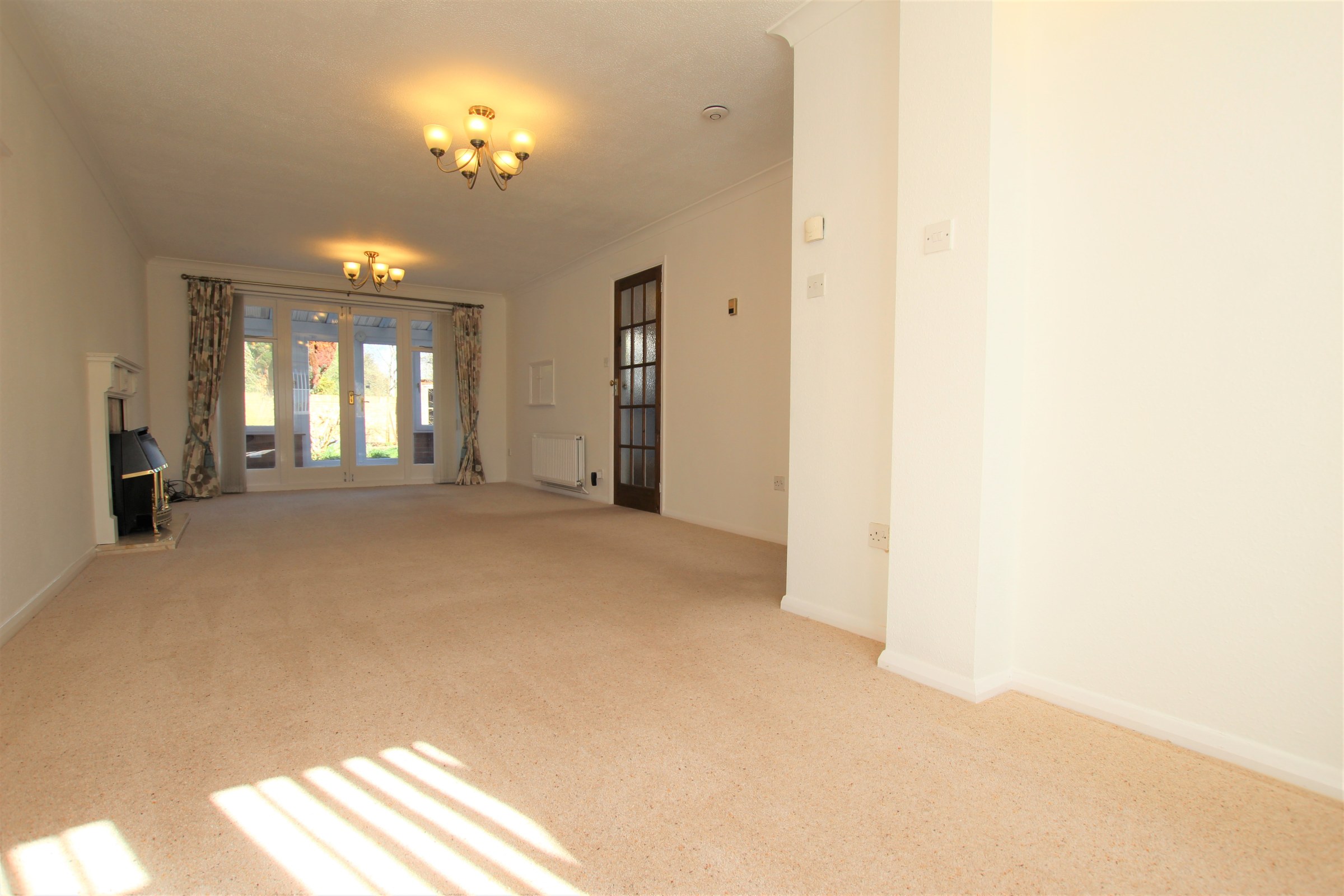 Milton Drive, Newport Pagnell, MK16, photo 4