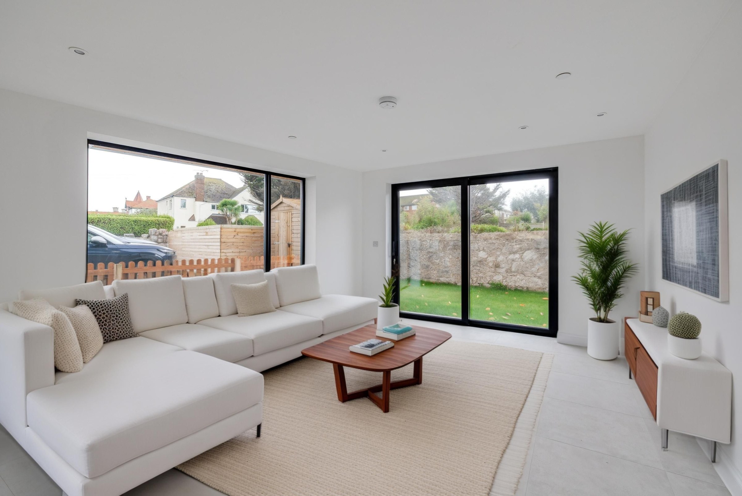 57 Marine Drive, Colwyn Bay, LL28, photo 4
