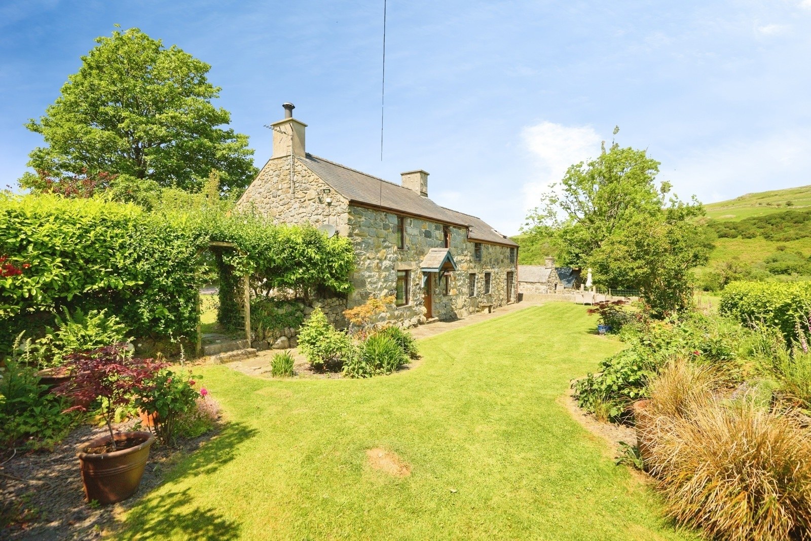 Llangybi