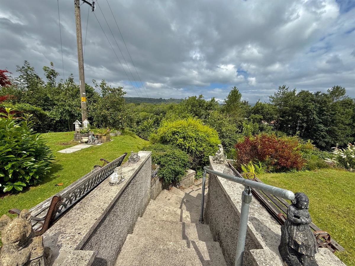 Park Road, Aberkenfig, Bridgend, photo 35