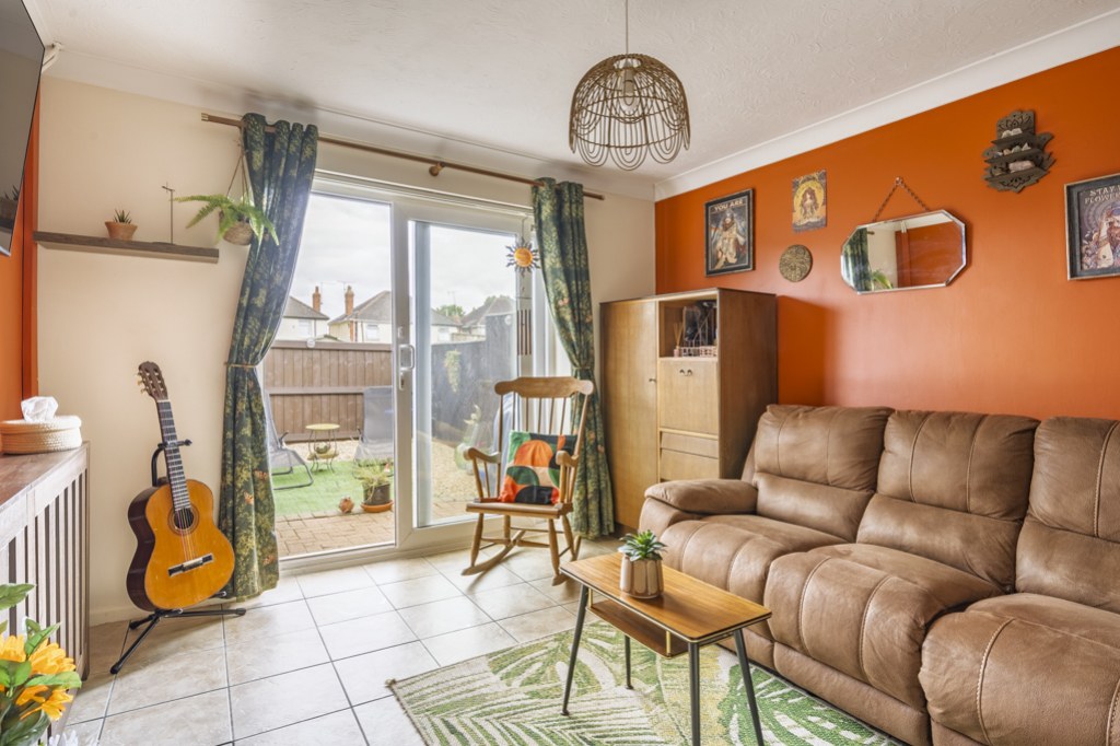 Archer Close, Swindon, SN2, photo 2