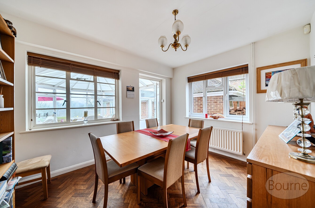 Longdown Road, Lower Bourne, Farnham, Surrey, GU10, photo 4