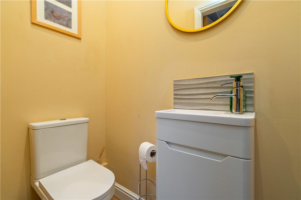 Baildon Road, Baildon, West Yorkshire, BD17, photo 31
