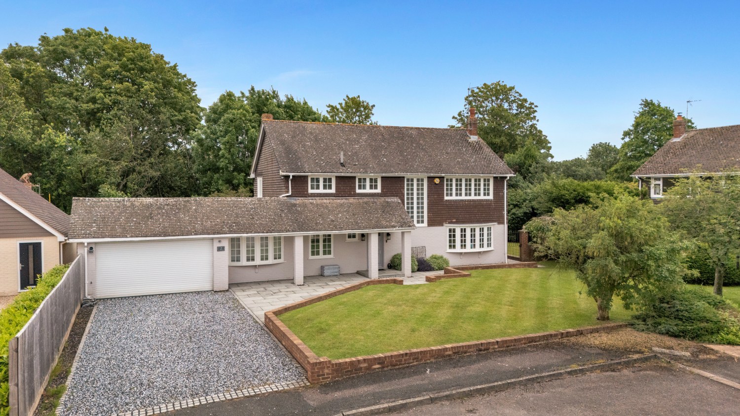 Roses Close Cublington, Bucks, LU7