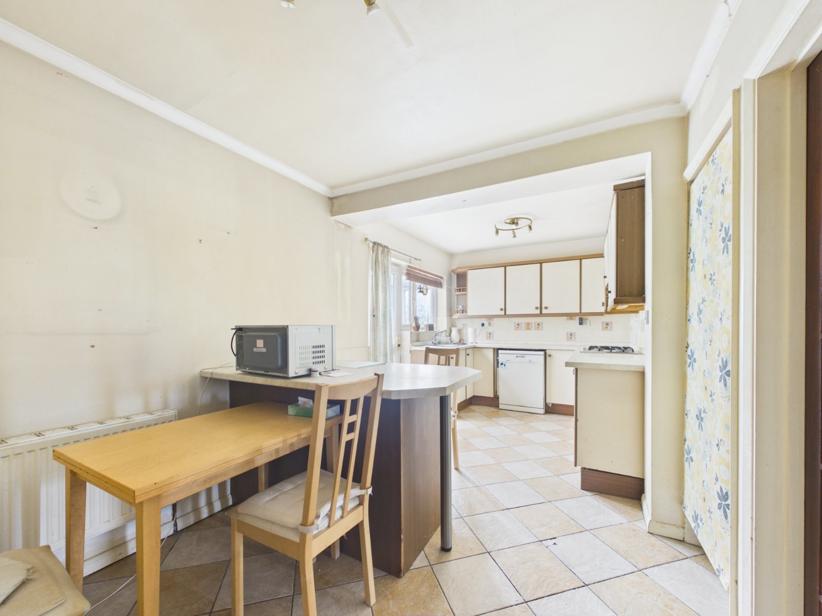 Castleview Road, Langley, Berkshire, SL3, photo 6