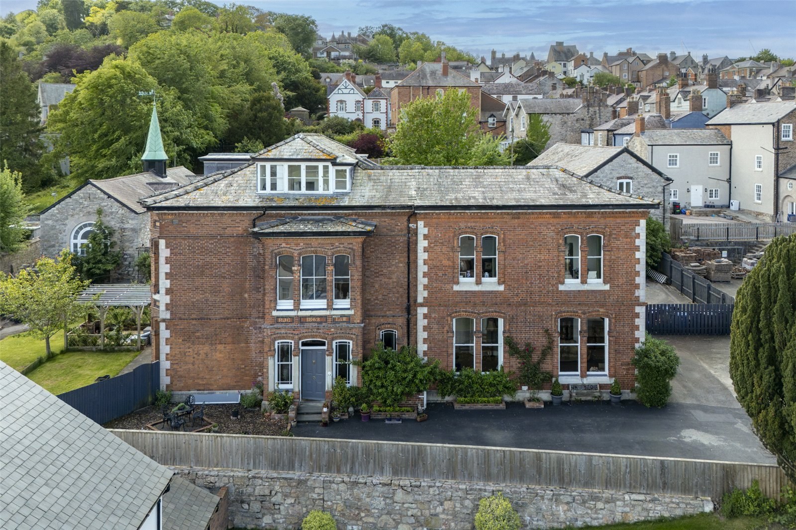 detached house for sale Park Street