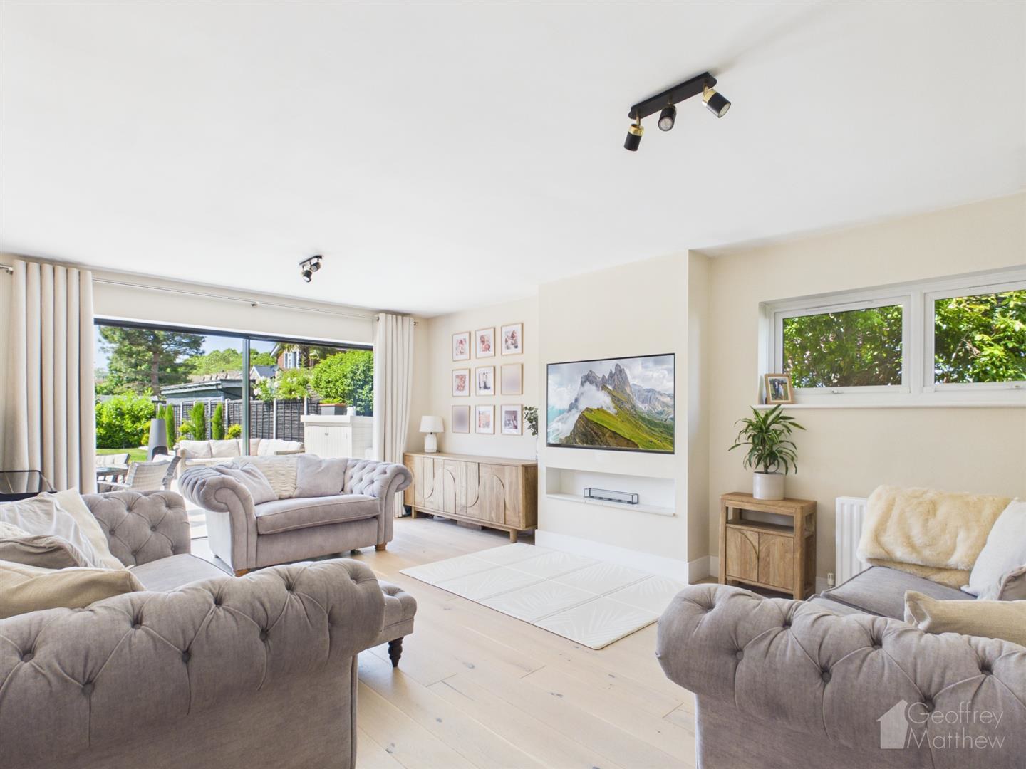 Derby Road, Hoddesdon, photo 4
