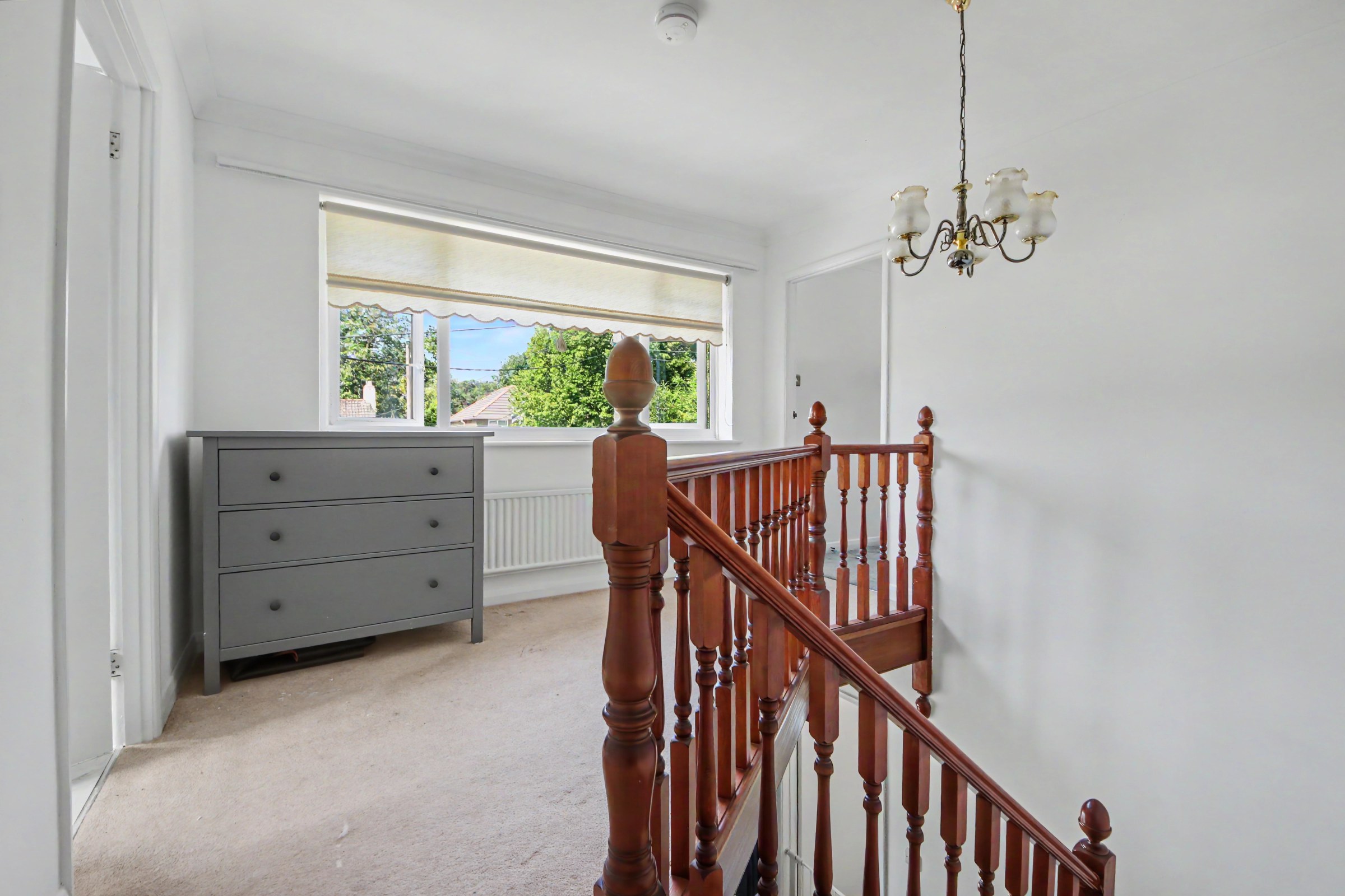 Kootenay Avenue, Thornhill, SO18, photo 9