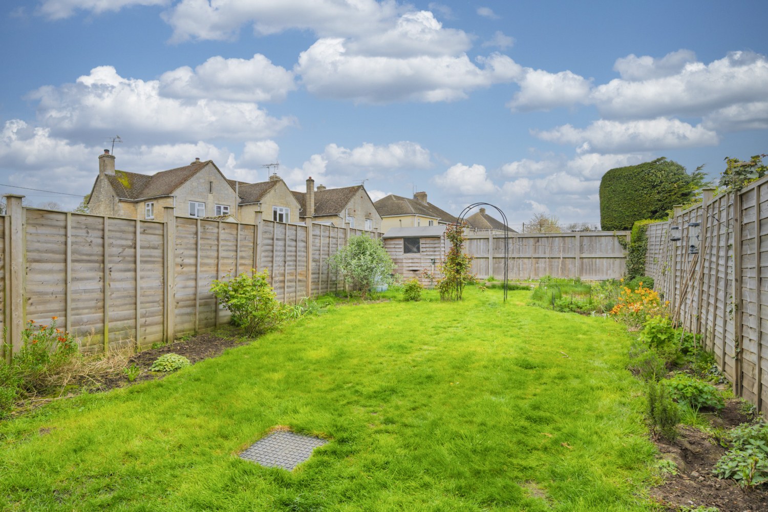 Bendy Bow, Oaksey, Malmesbury, Wiltshire, SN16, photo 10