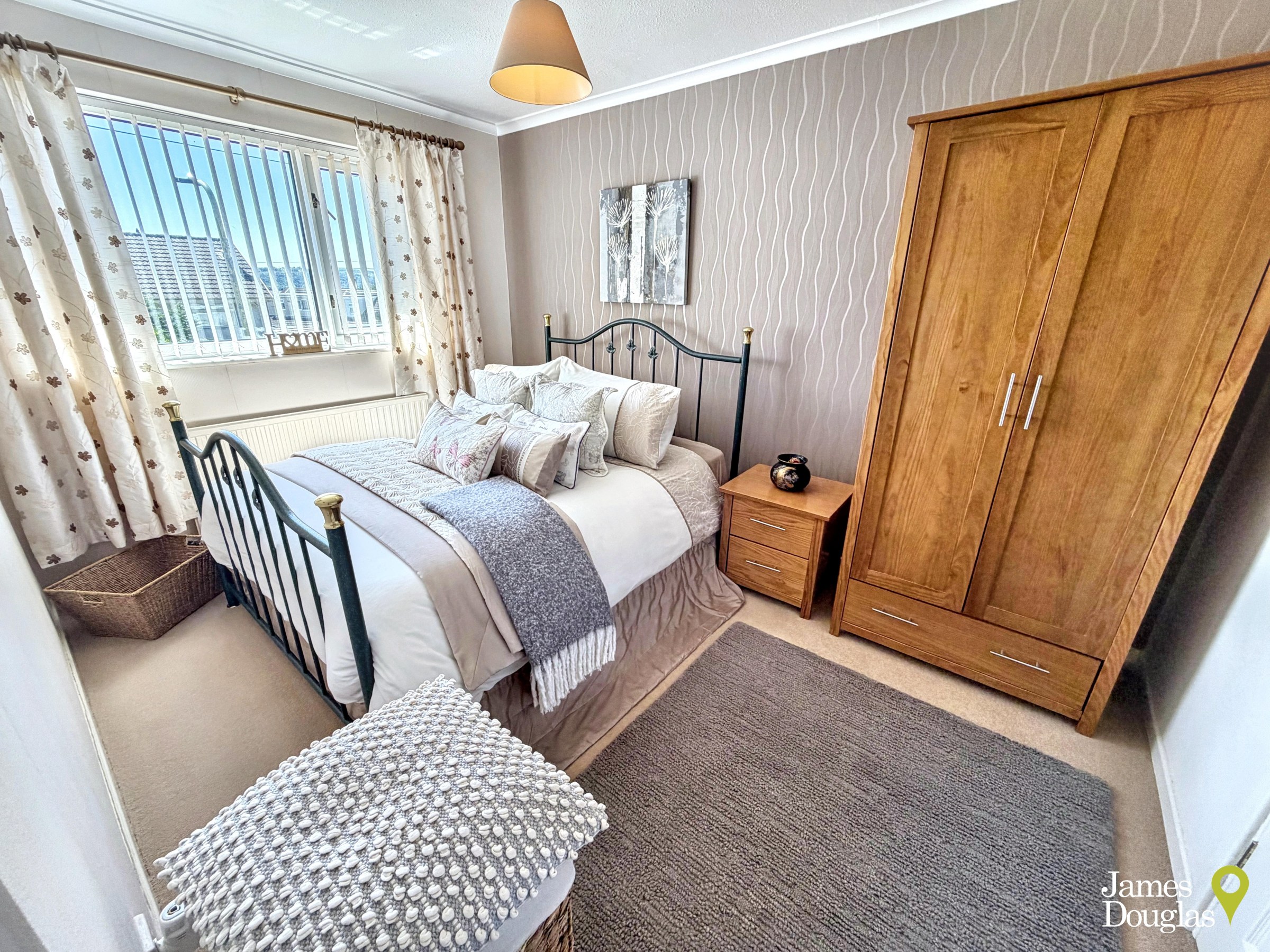 Lanwood Road, Graigwen, Pontypridd, photo 16