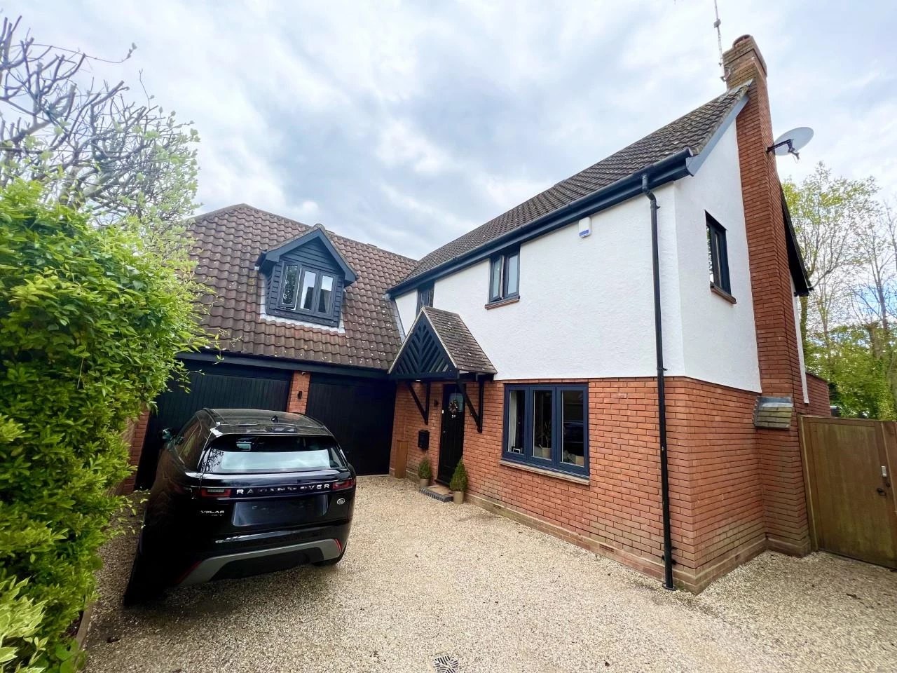 Sold STC Broxted Mews