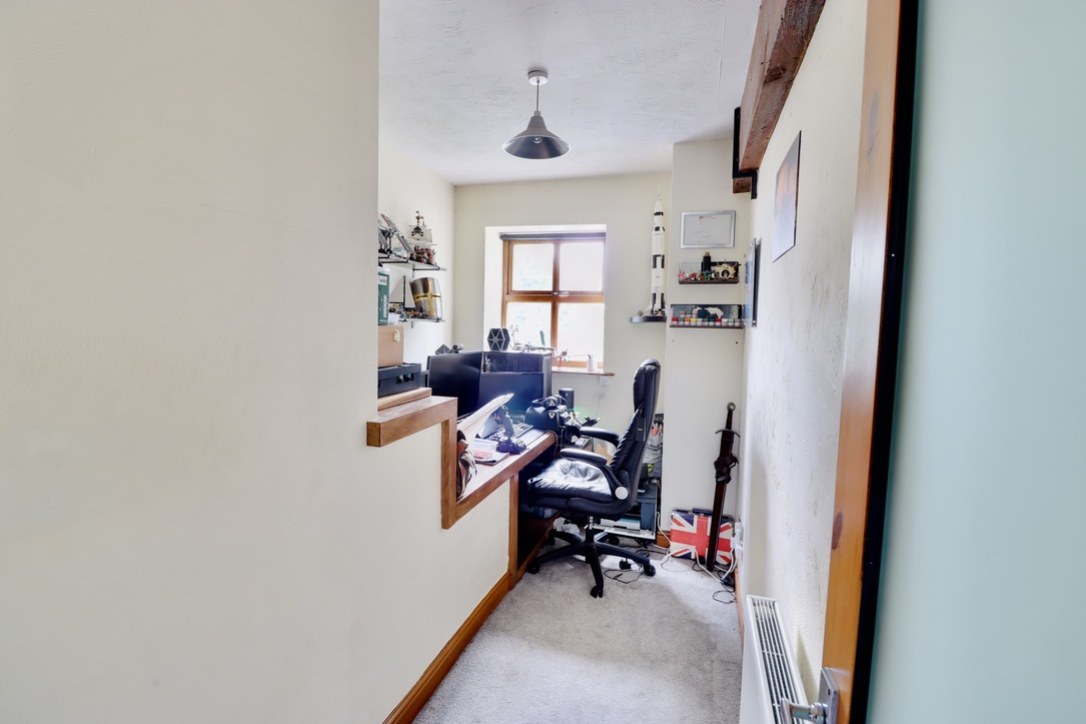 Hollin Hall Farm, Denholme, BD13 4DX, photo 9