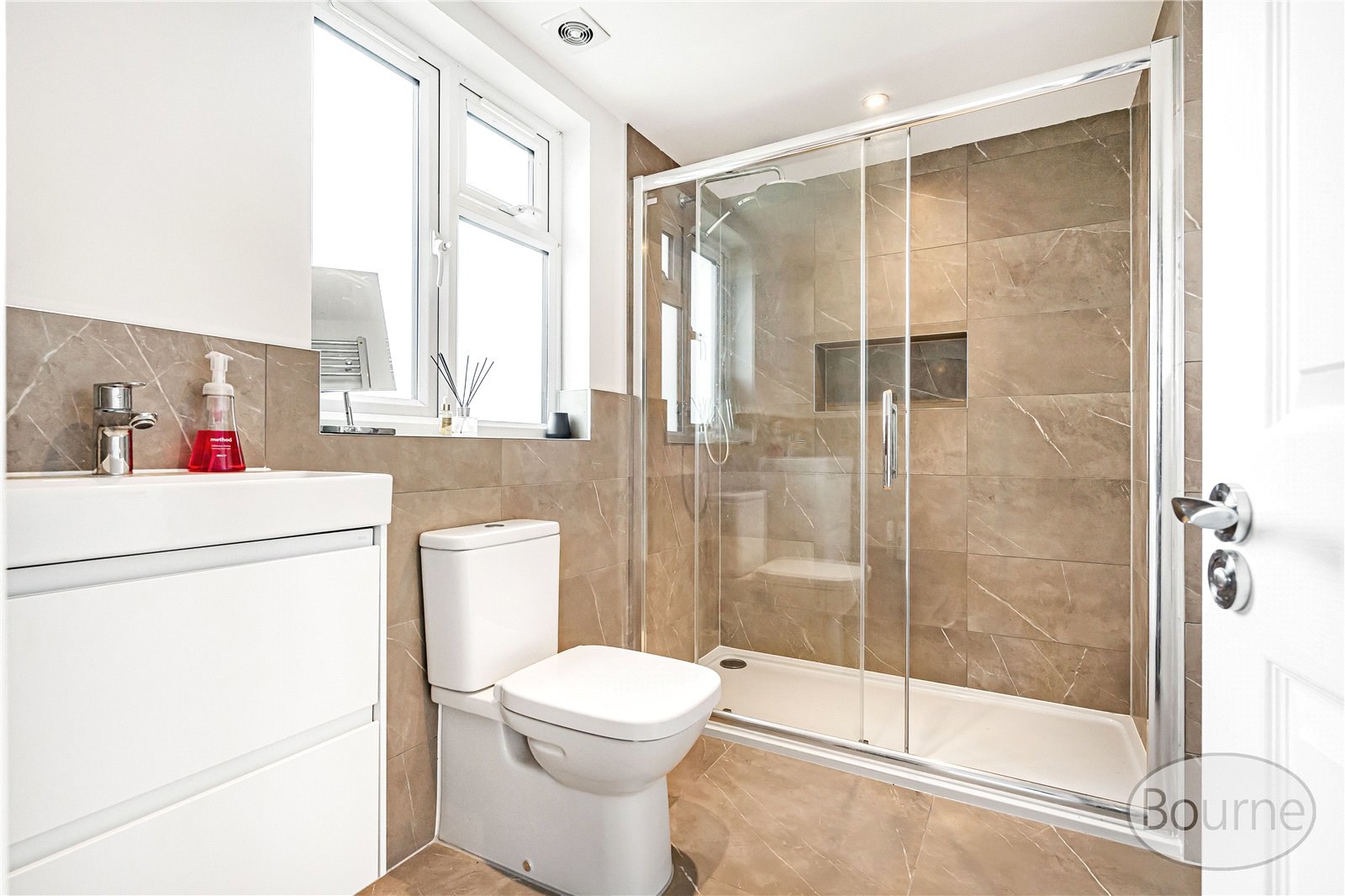 Gosden Hill Road, Guildford, Surrey, GU4, photo 9