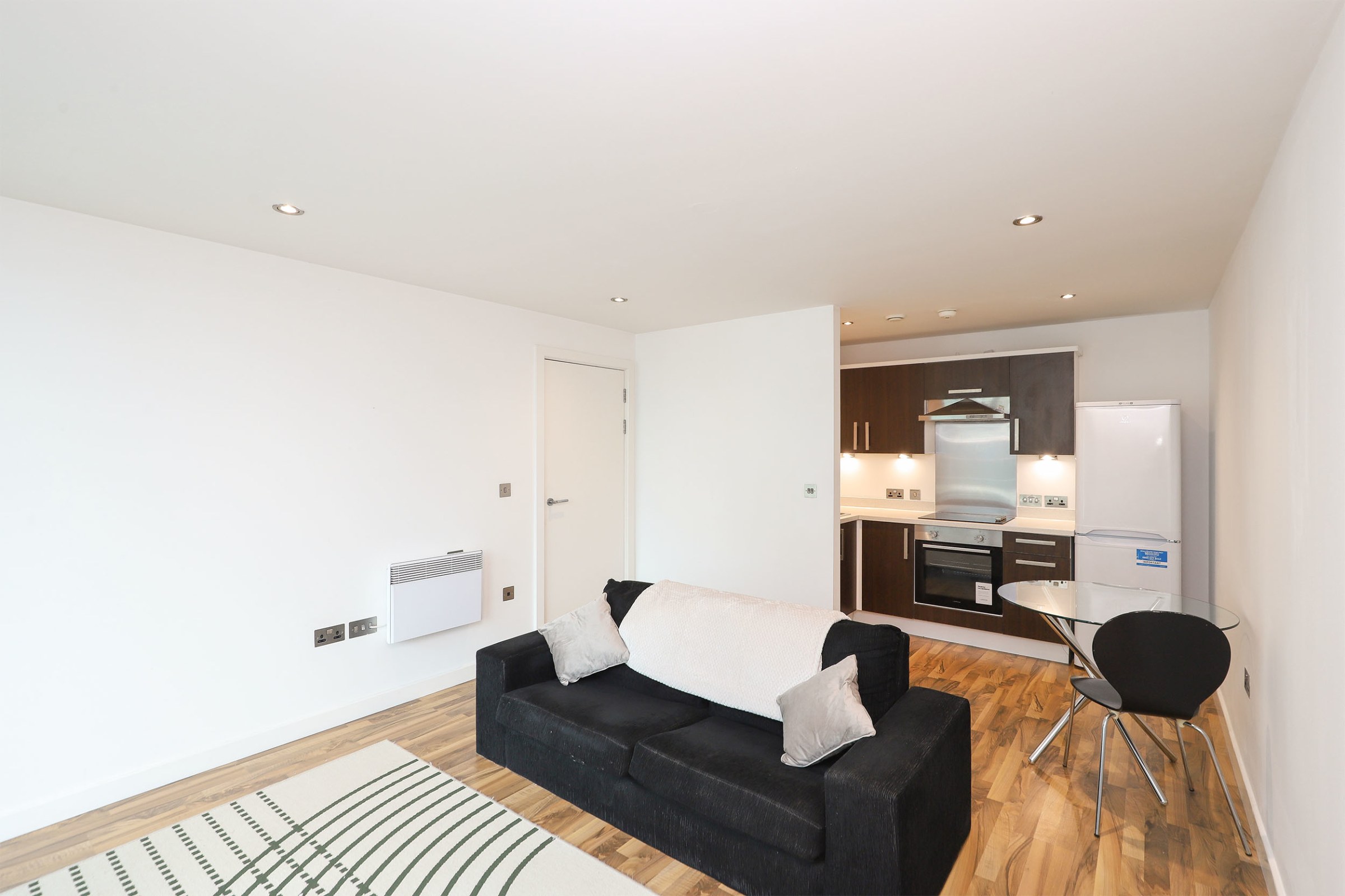 Solly Street, City Point, S1