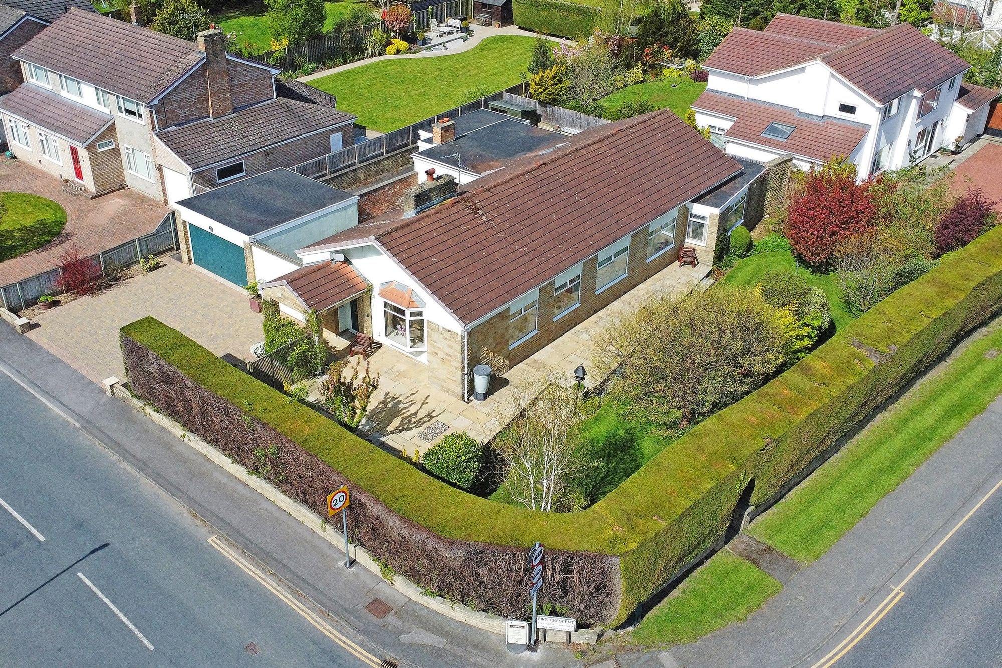 3 bed home for sale in Leeds Road, Harrogate
