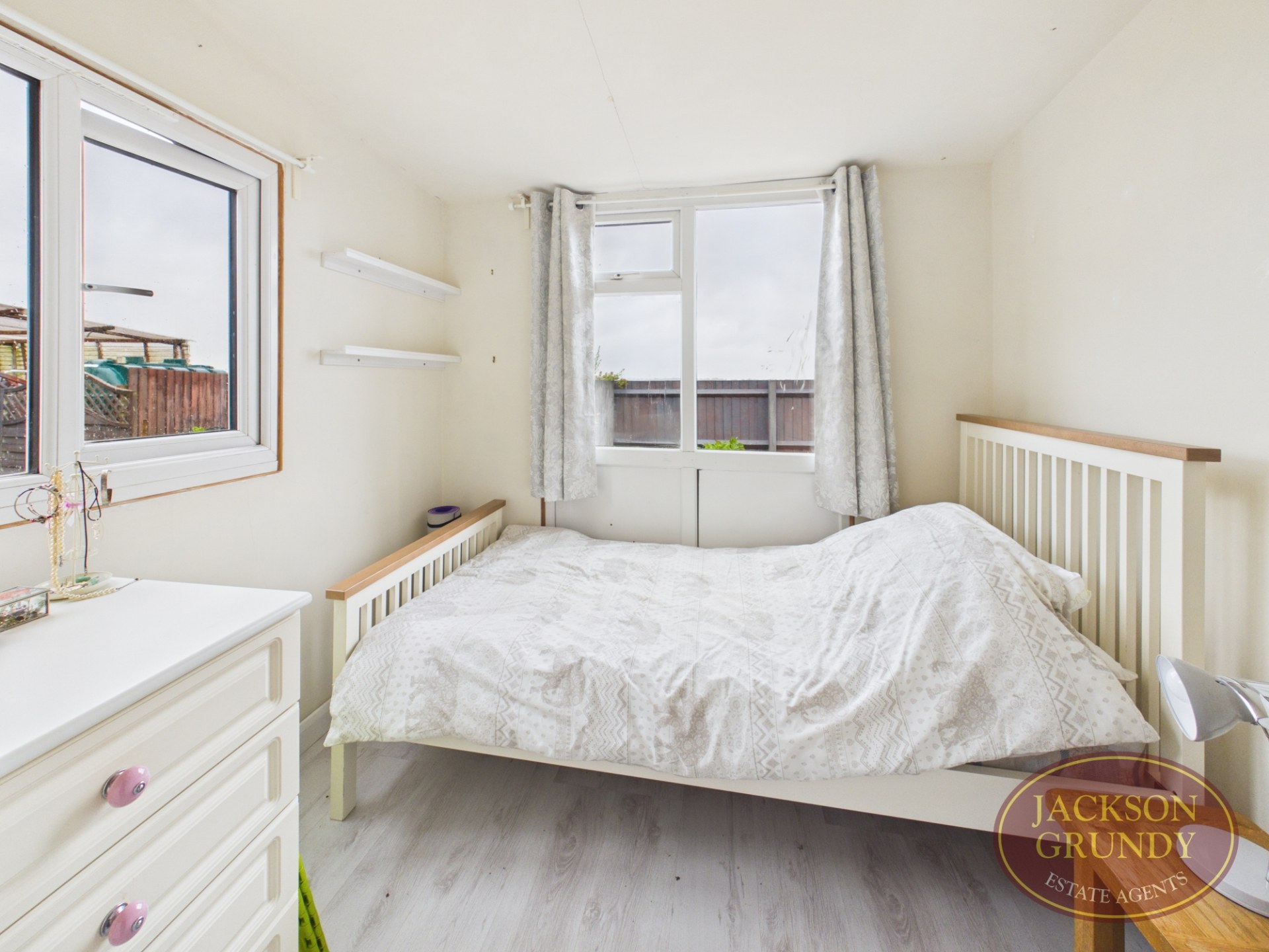 Long Buckby Road, Daventry, NN11 2LT, photo 25