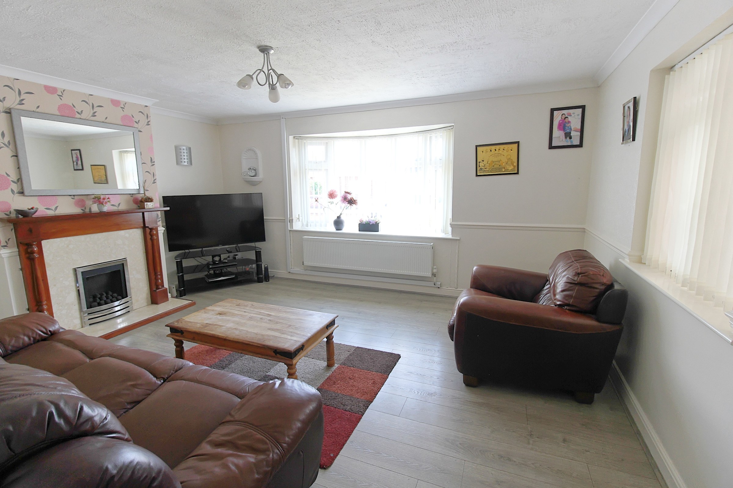 Kent Crescent, Wigston, LE18, photo 2
