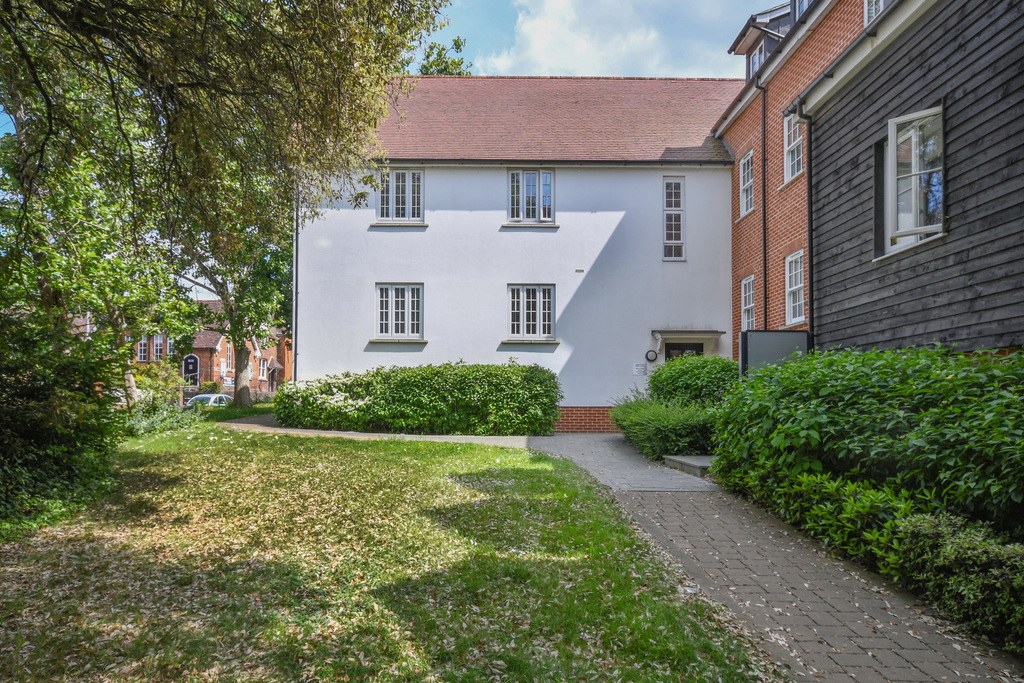 Armstrong Gibbs Court, Great Baddow, Chelmsford, photo 10