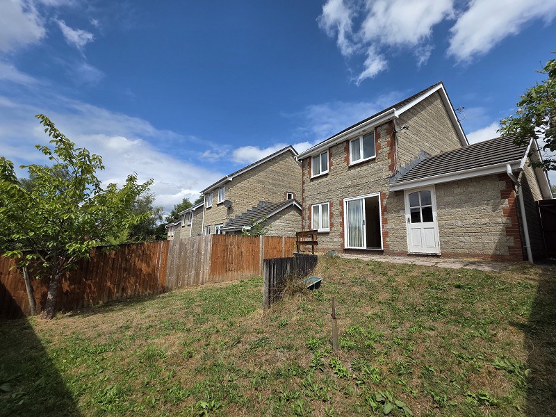 Ffordd Ger Y Llyn, Tircoed Forest Village, Penllergaer, Swansea, City and County of Swansea., photo 12