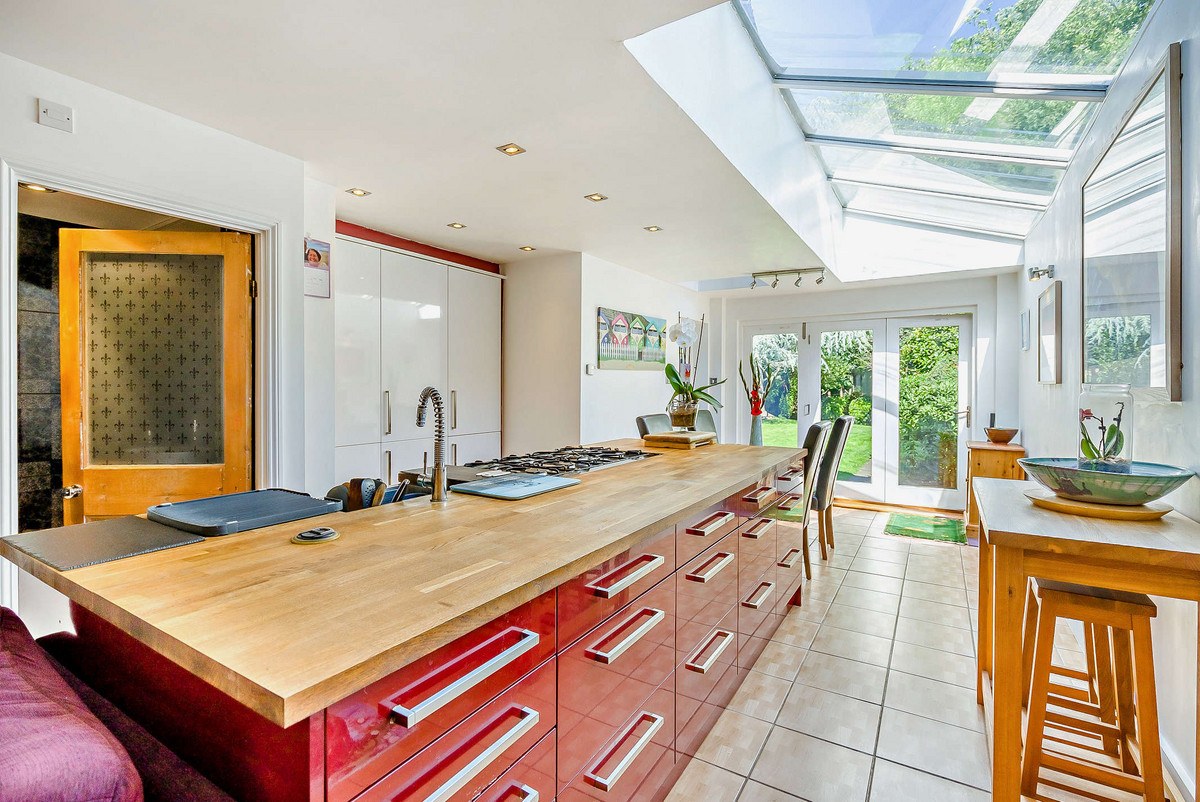 Debden Lane, Loughton, IG10, photo 4