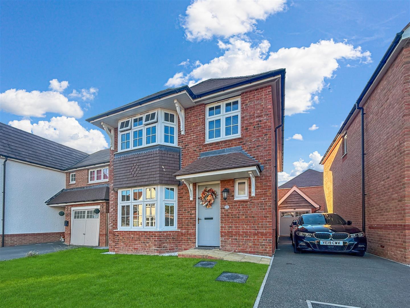 Kestrel Close