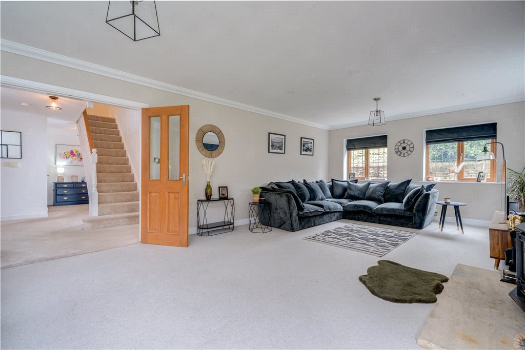 Hillings Lane, Hawksworth, Leeds, West Yorkshire, LS20, photo 5