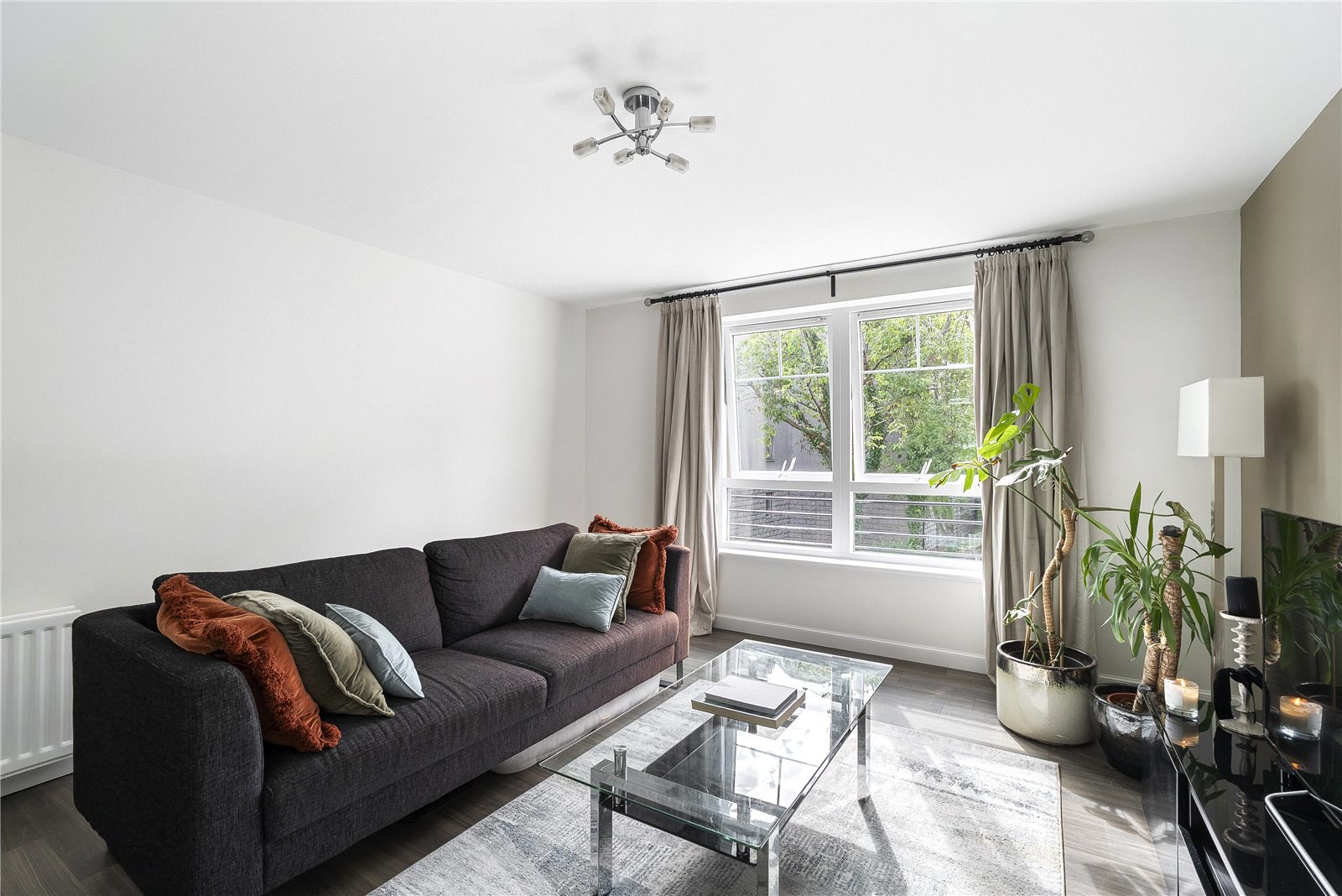 Justice Mill Brae, Aberdeen, AB11, photo 2