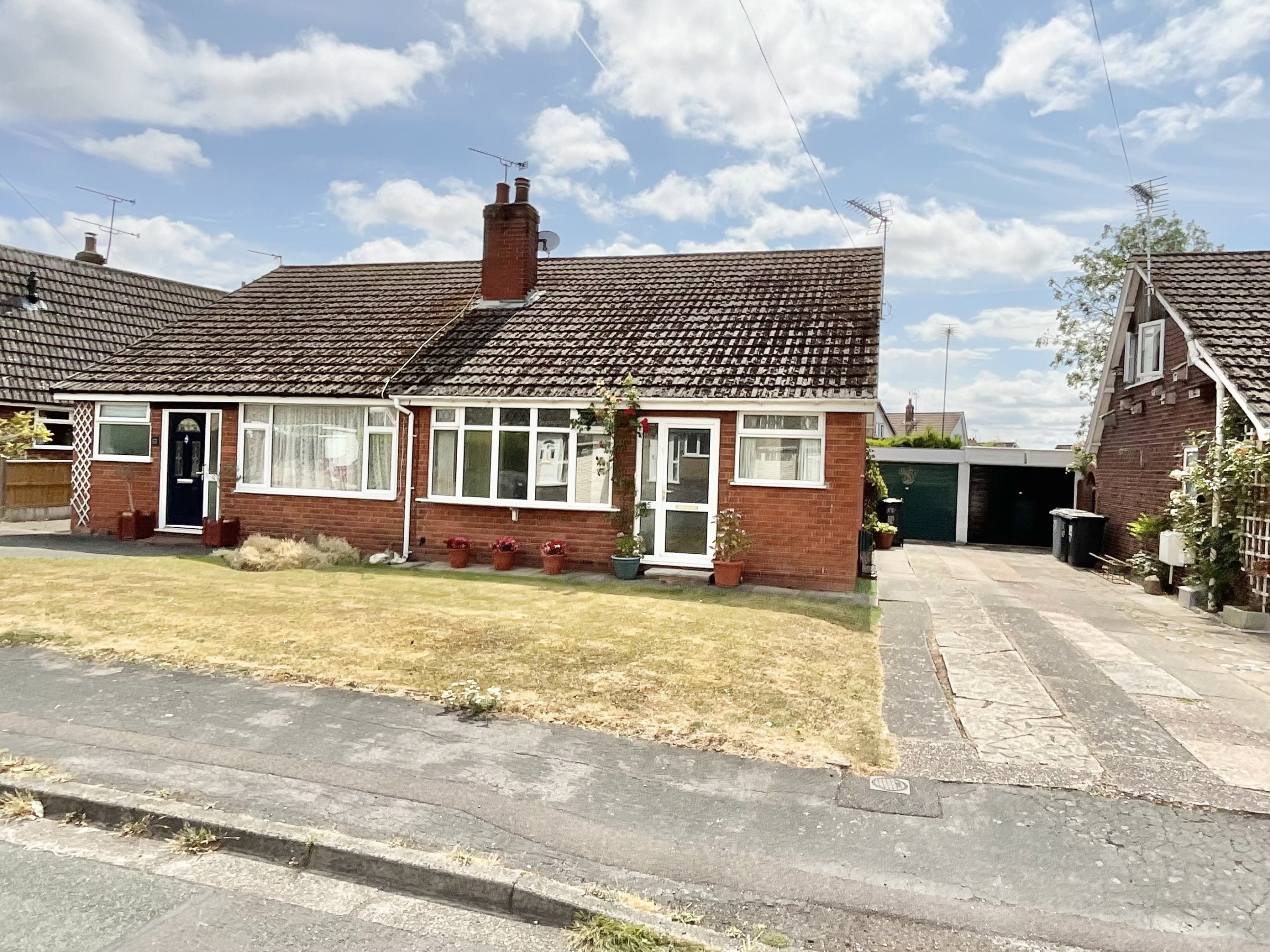 Milton Drive, Wistaston, CW2