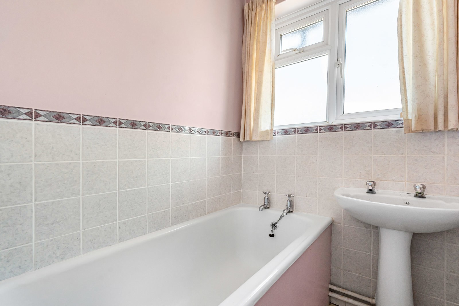 Hale Road, Farnham, Surrey, GU9, photo 8