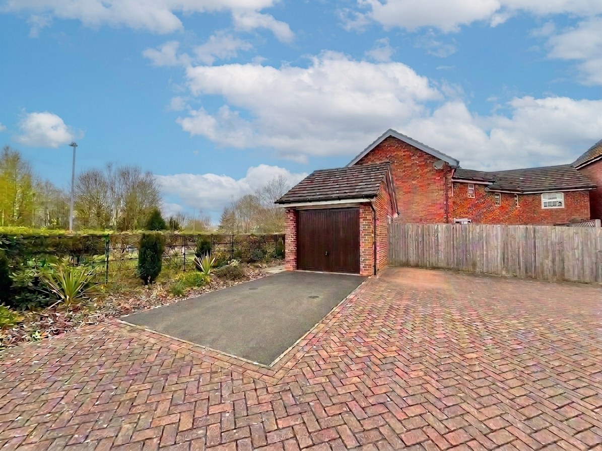 Abbey Park Way, Weston, CW2, photo 23