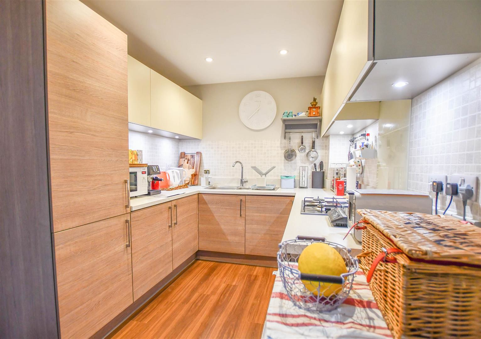 Burdock Road, Red Lodge, photo 2