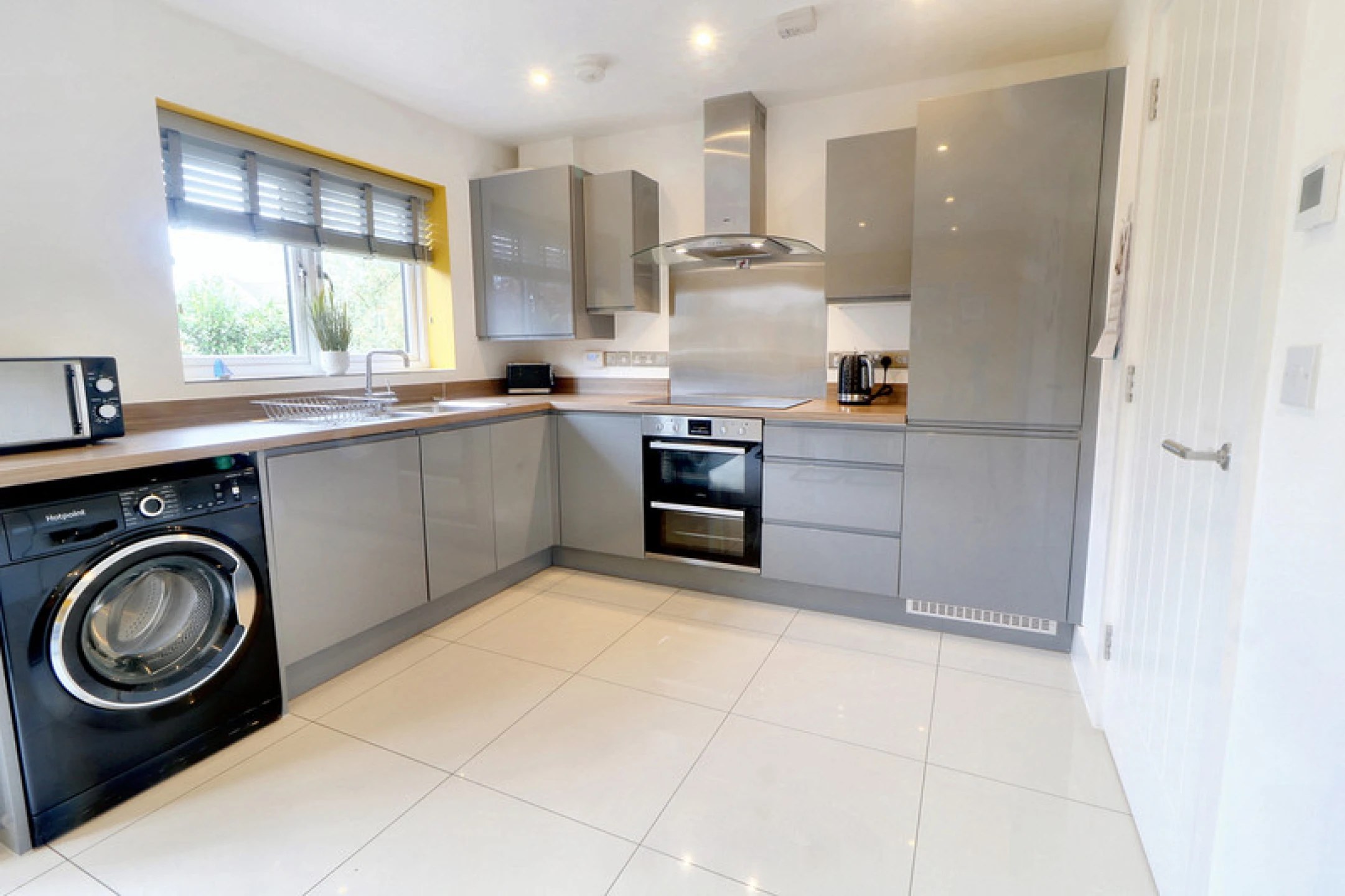 Kestrel Close