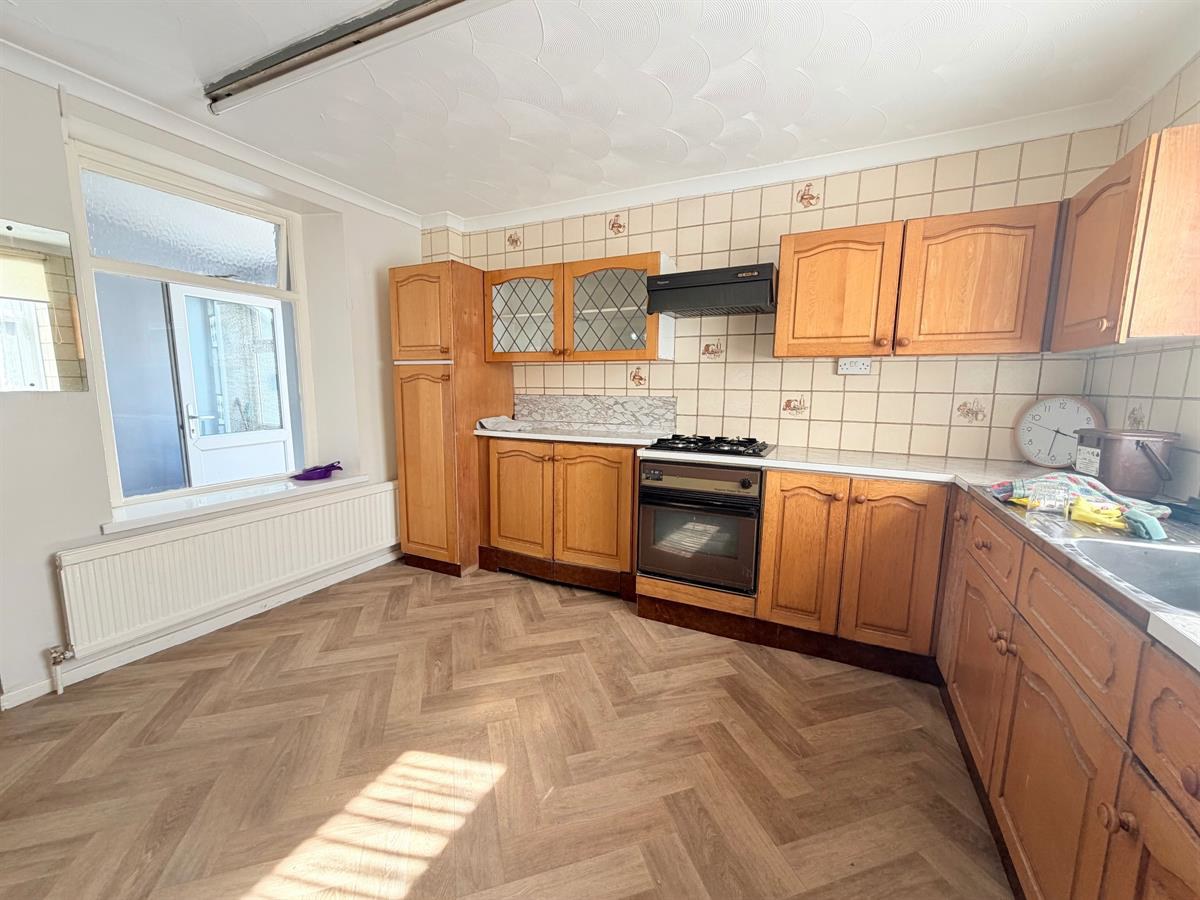Mountain View, Pant Street, Pantygog, Bridgend, photo 8