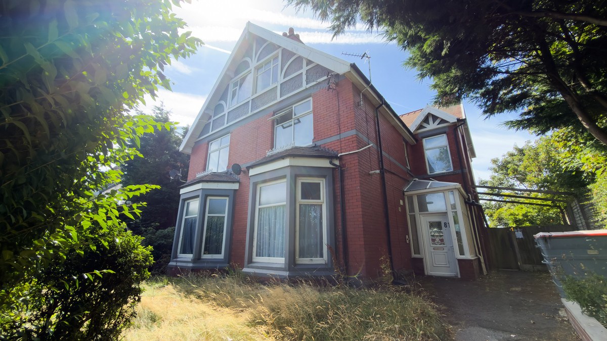 Park Road, Blackpool, FY1