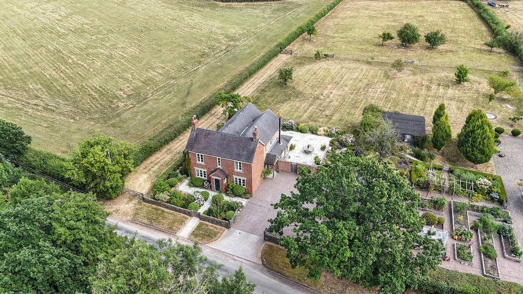 Long Compton