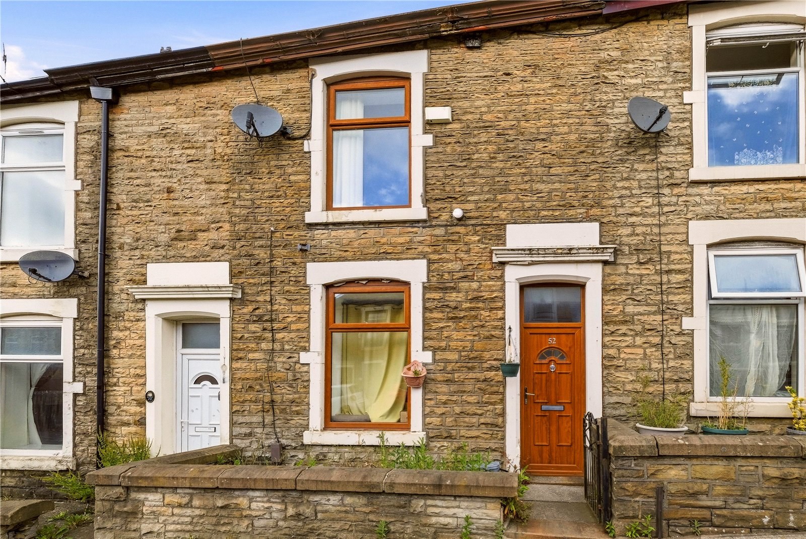 Hollins Grove Street