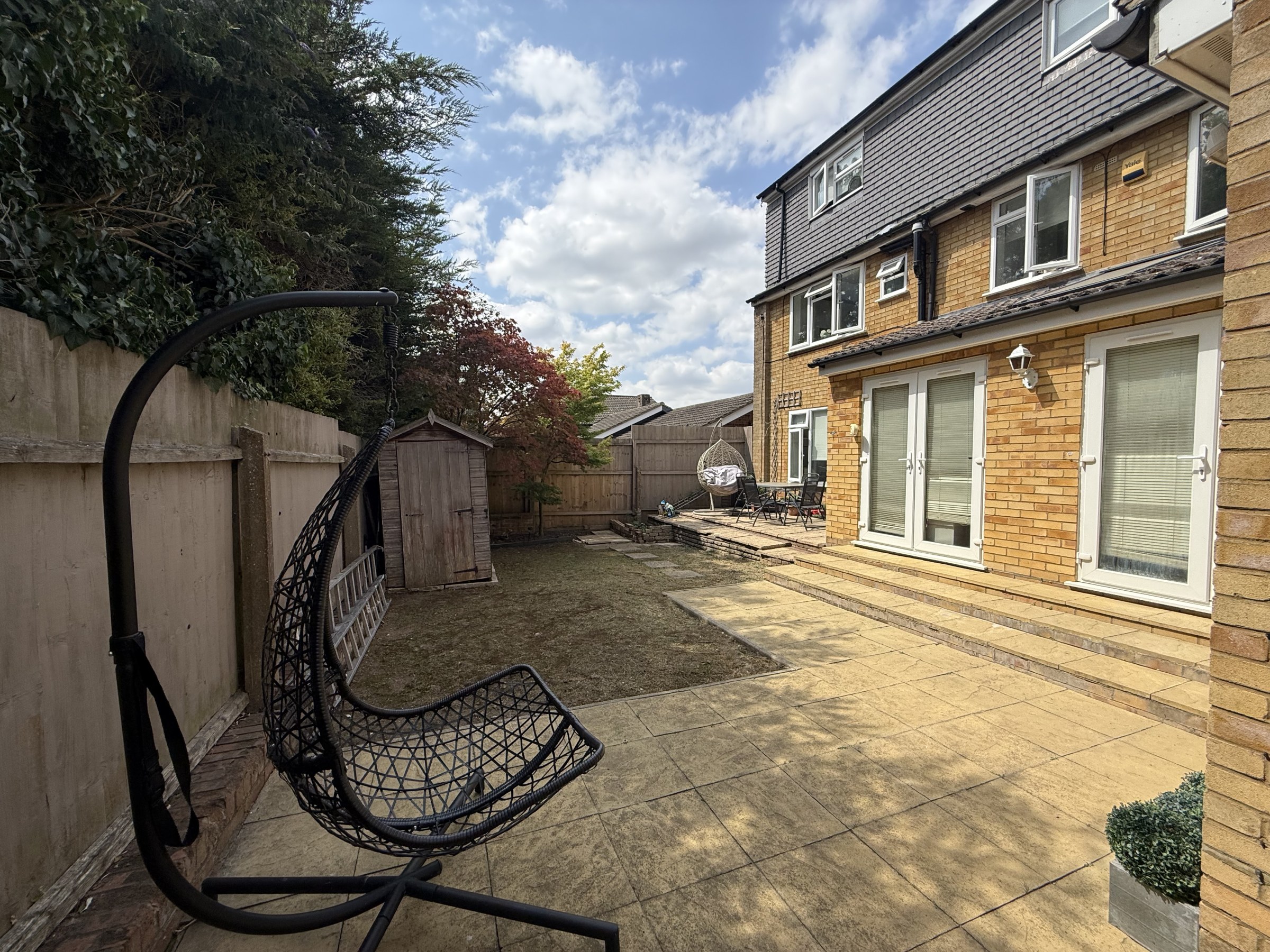 Bradgers Hill Road, Luton, LU2, photo 19
